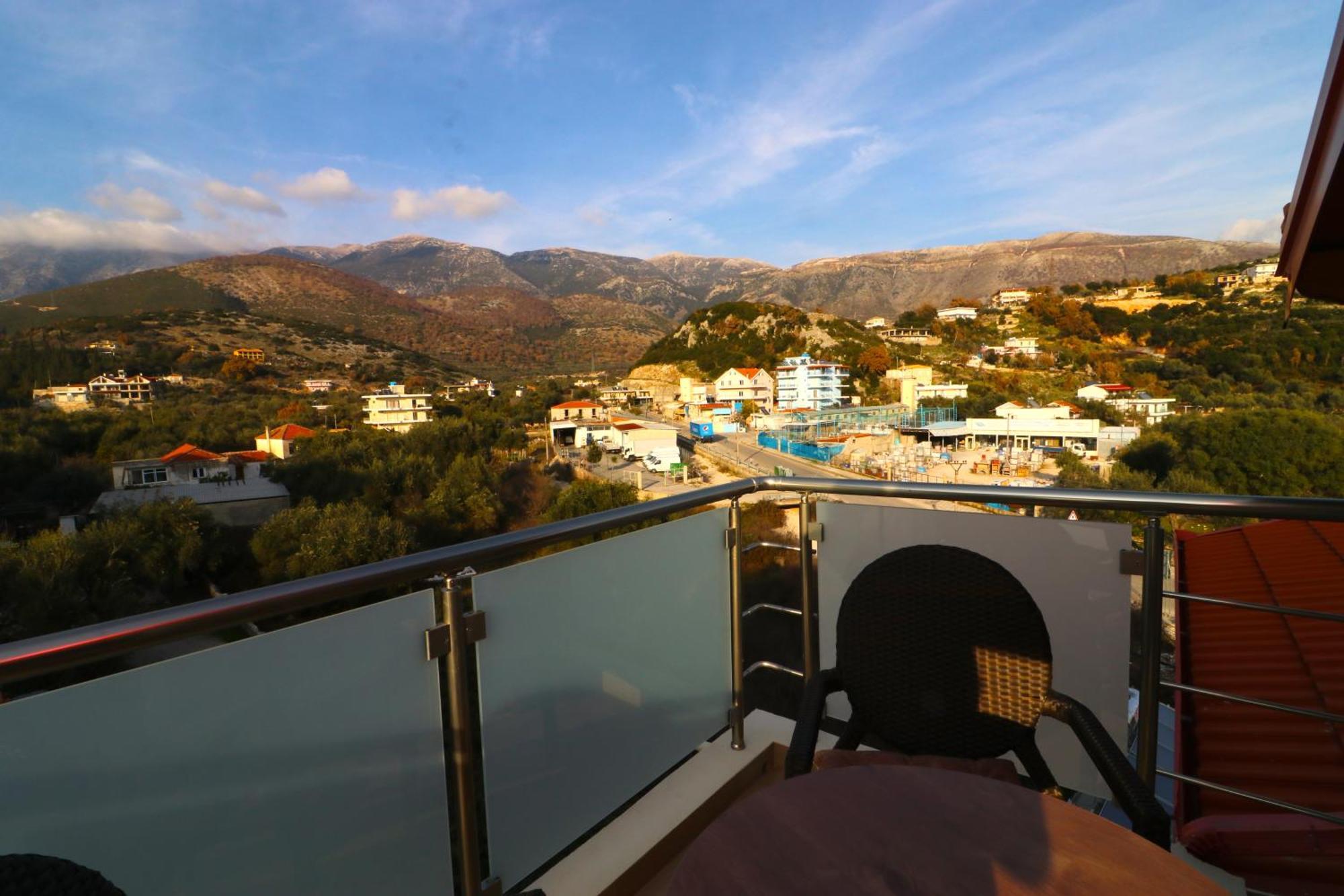Fegi Rooms Himare Luaran gambar